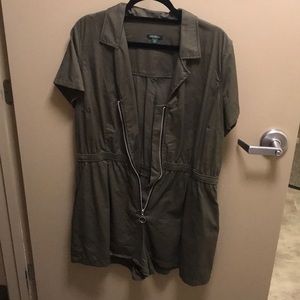 Army green romper